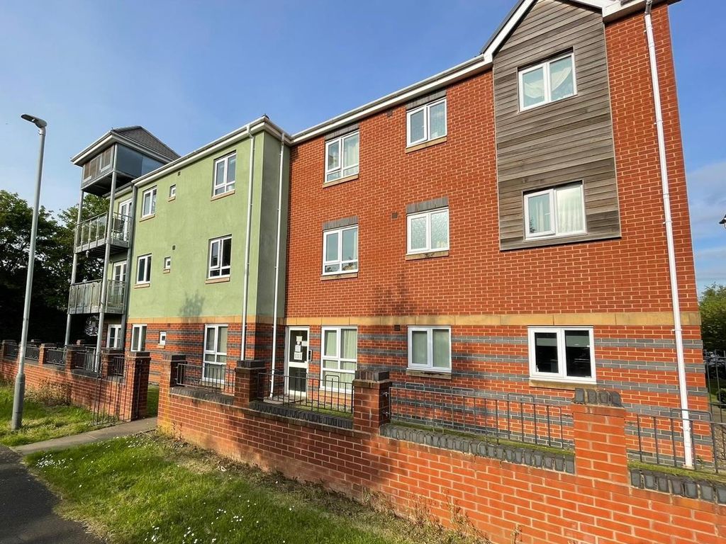 2 bed flat to rent in Willenhall Road, Wolverhampton WV1 Zoopla