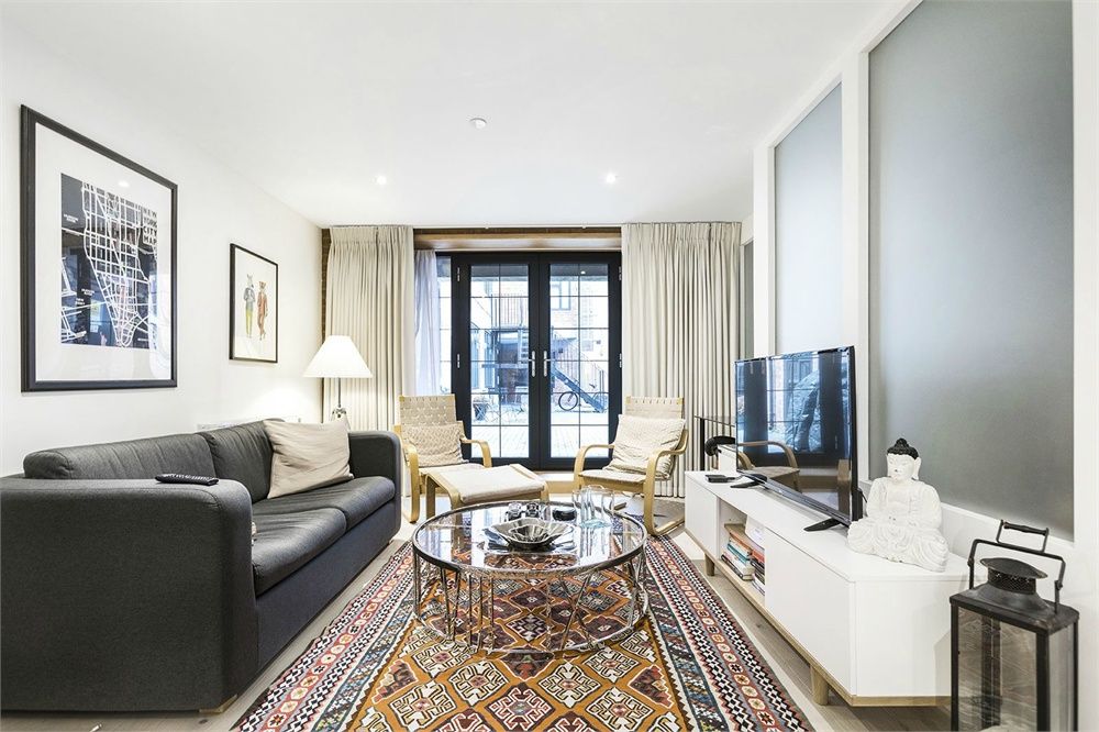 Chevron Apartments, 294 St James's Road, London SE1  