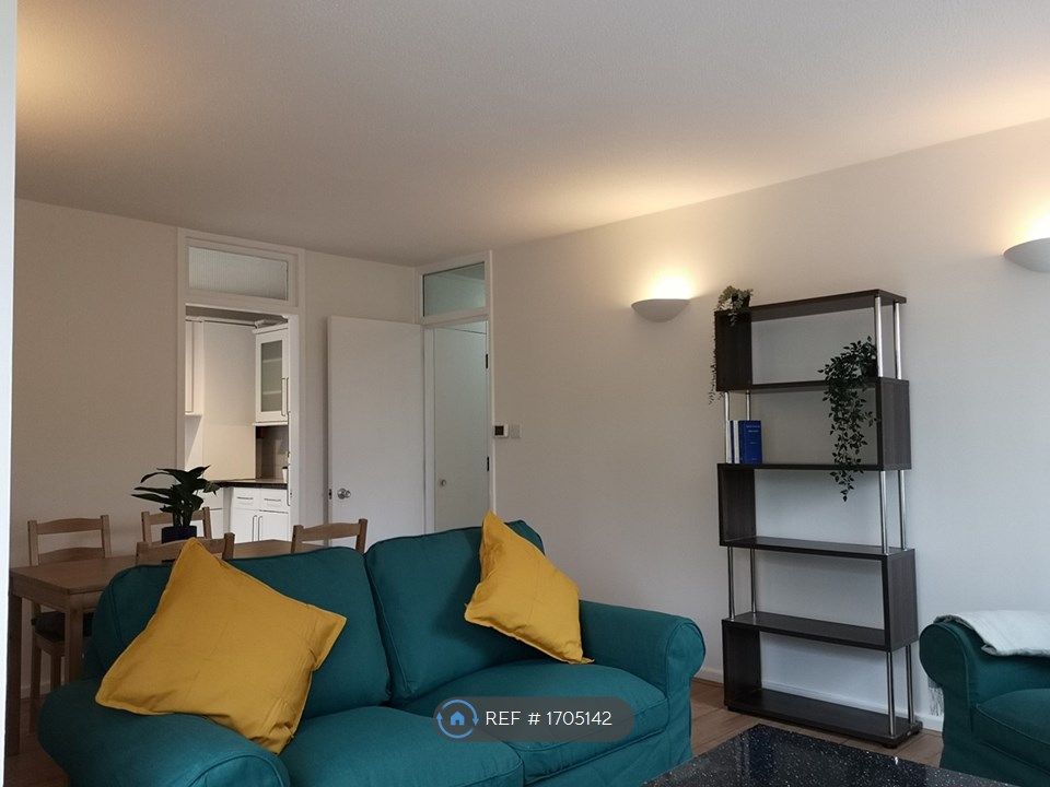 2 bed flat to rent in Clapham Common South Side, London SW4 Zoopla