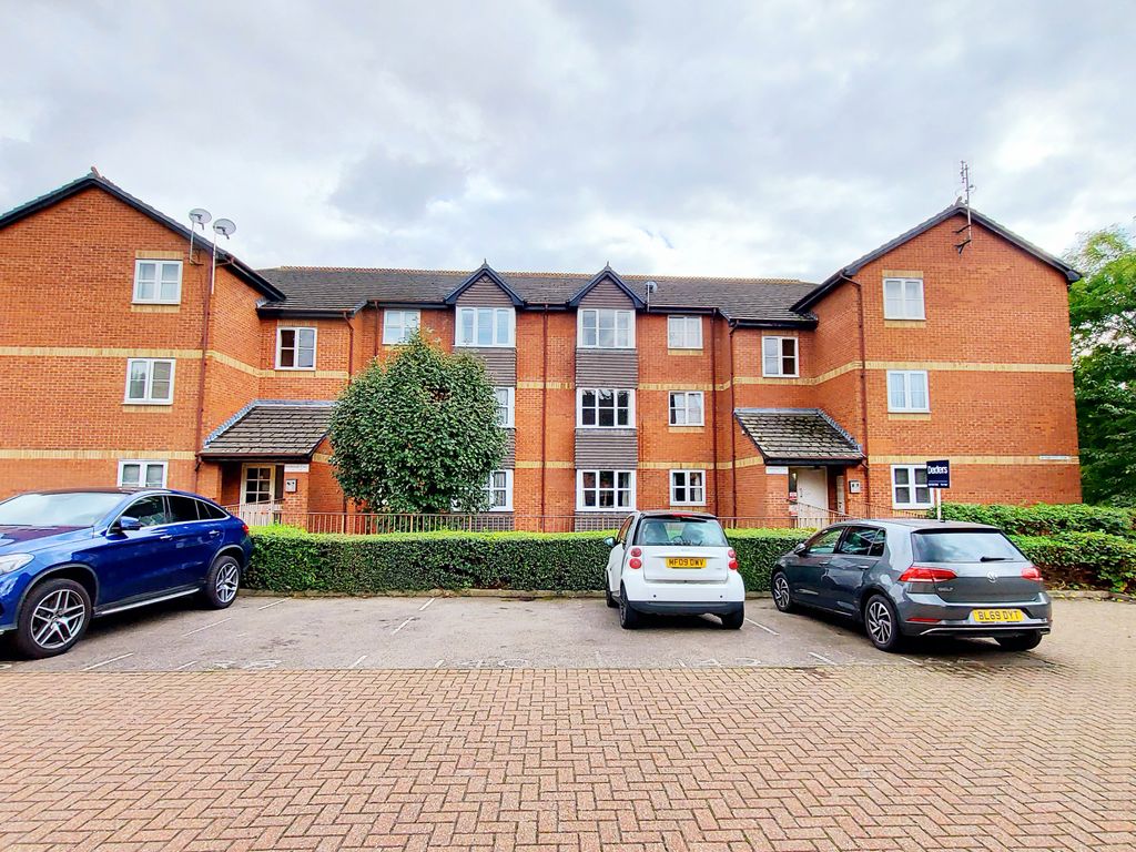 Stubbs Drive, Bermondsey SE16