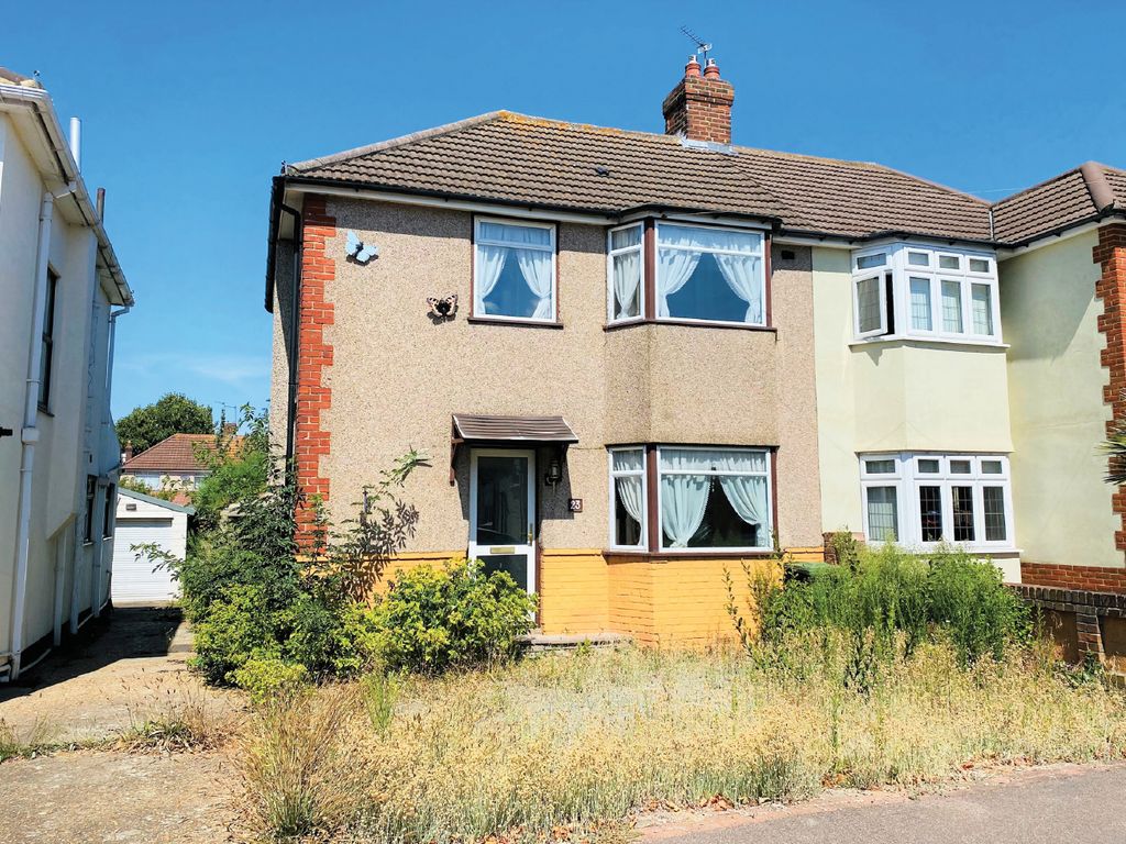 3 bed semidetached house for sale in Eyhurst Avenue, Elm Park