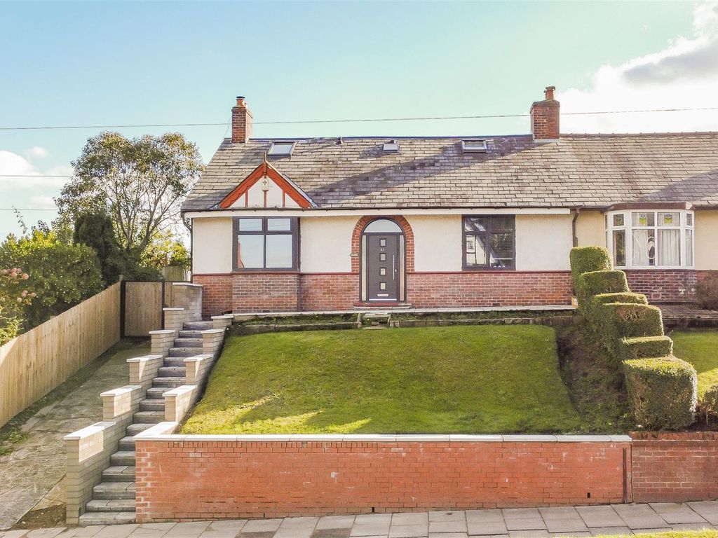4 bed semidetached house for sale in Bury Old Road, Heywood OL10 Zoopla
