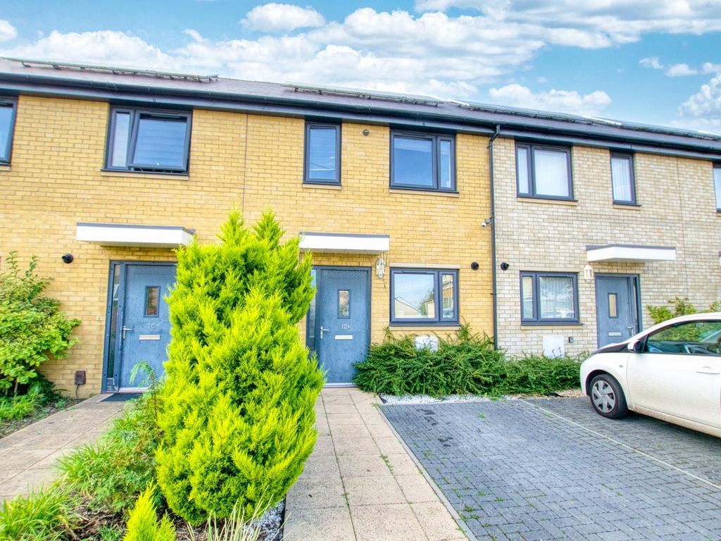 3 bed terraced house for sale in Kingsclere Avenue, Southampton SO19, £