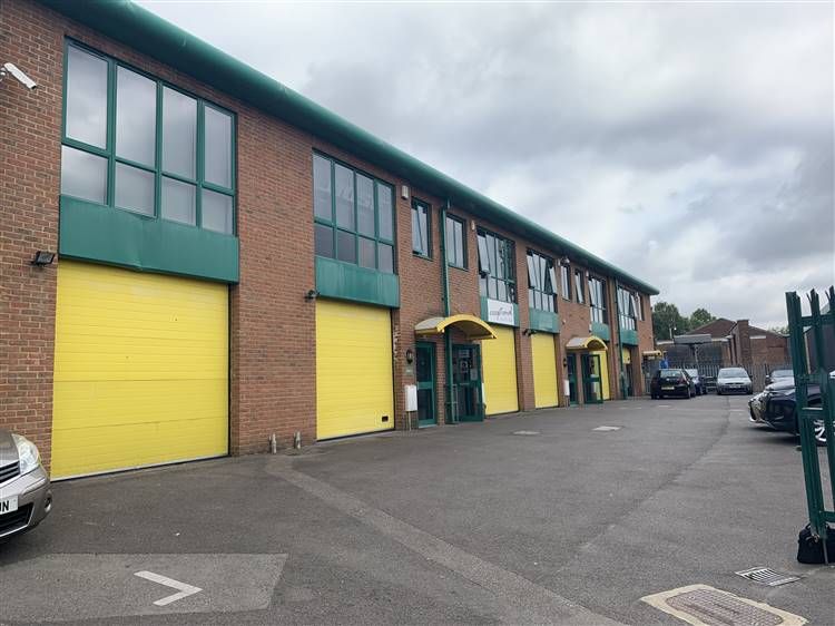 Commercial property to let in Unit 4 Maidenhead Enterprise Centre