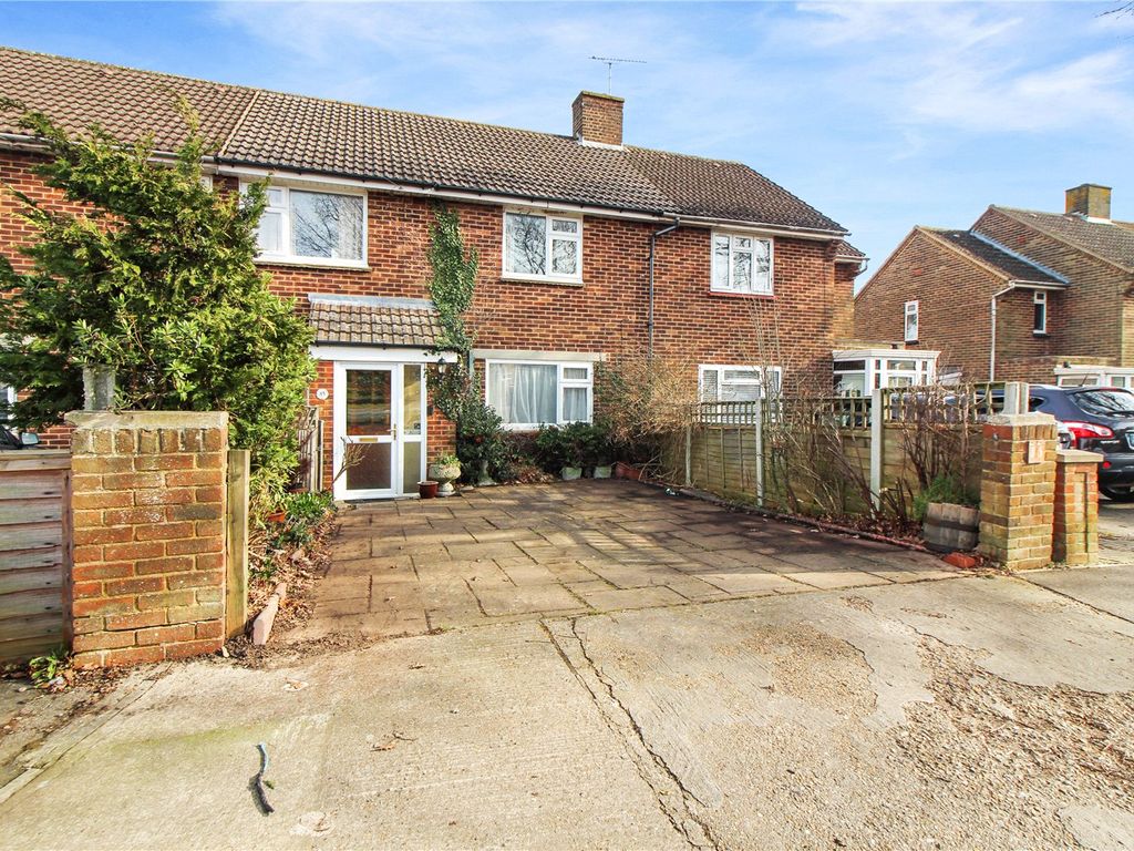 3 bed terraced house for sale in Walderslade Road, Walderslade, Kent