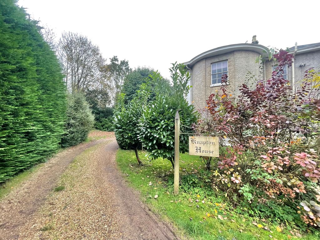 2 bed flat to rent in North Walsham Road, Knapton, North Walsham NR28