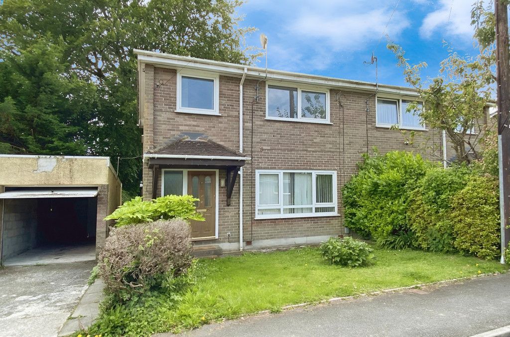 3 bed semidetached house for sale in Town Farm Close, Yelverton PL20
