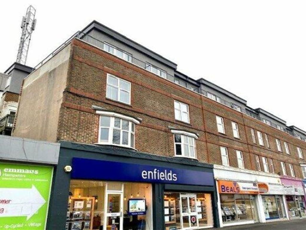 2 bed flat to rent in Shirley Road, Shirley, Southampton SO15, £995 pcm