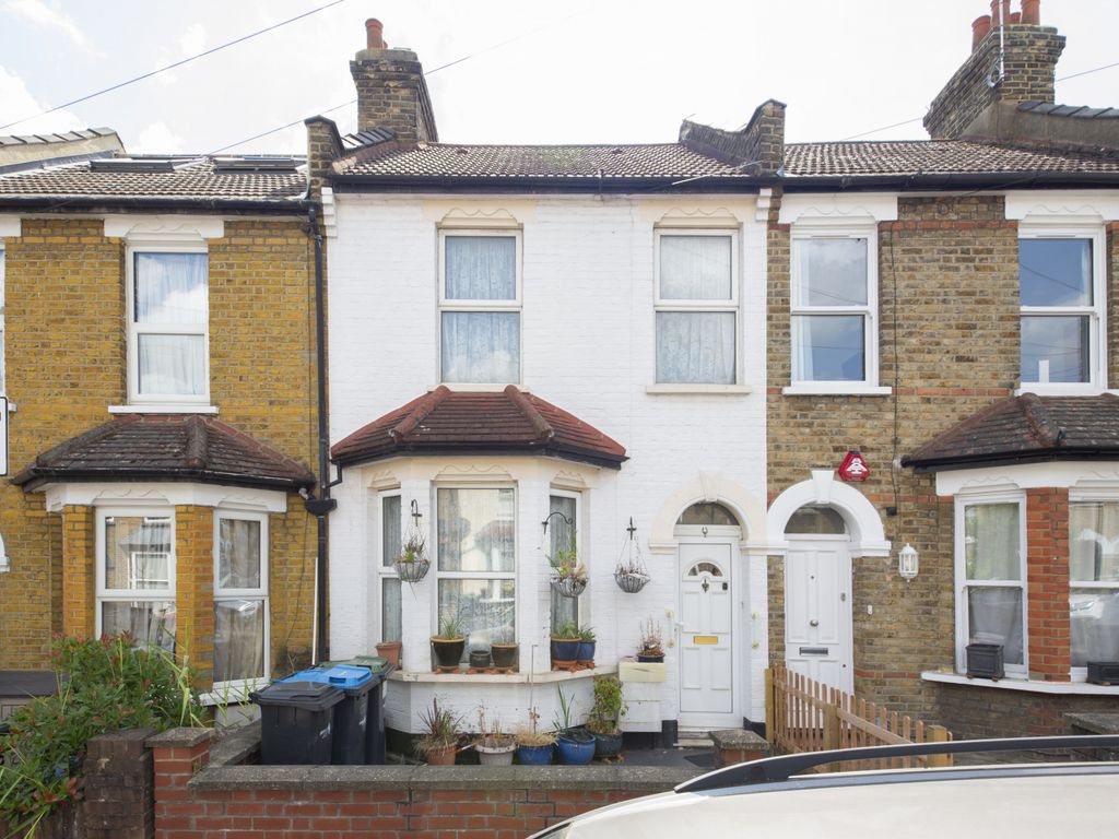 4 bed terraced house for sale in Stanley Road, London N11 Zoopla