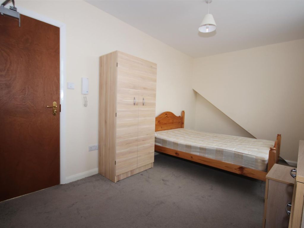 Property to rent in Sherrick Green Road, Dollis Hill NW10 Zoopla