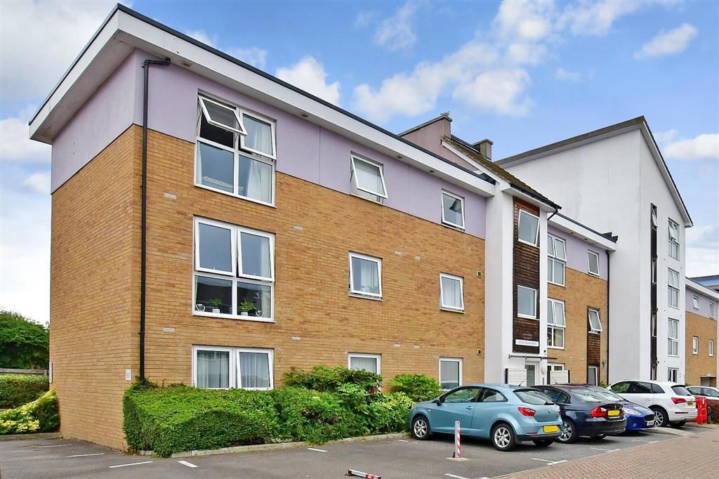 2 bed flat for sale in Belon Drive, Whitstable, Kent CT5 Zoopla
