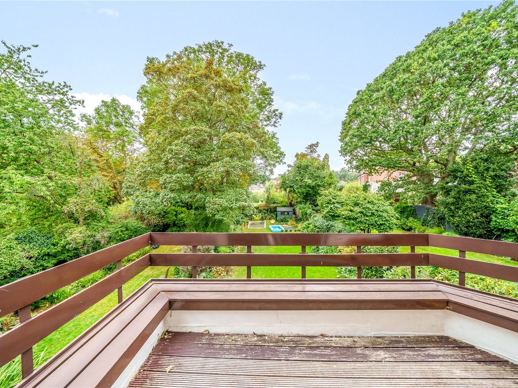 2 bed flat for sale in Stanhope Road, London N6, £725,000 Zoopla