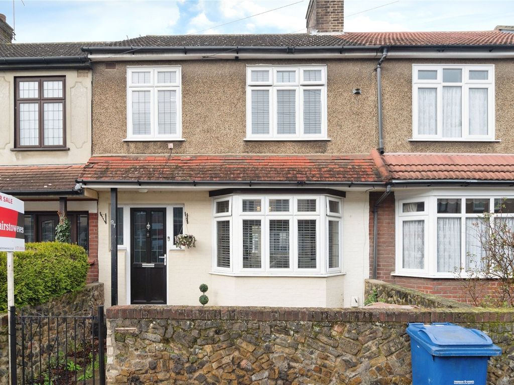 3 bed terraced house for sale in Salisbury Road, Grays, Essex RM17, £