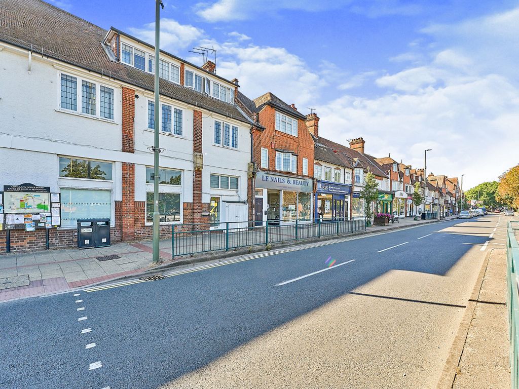 2 bed flat for sale in Wey House Courtyard, Pyrford Road, West Byfleet