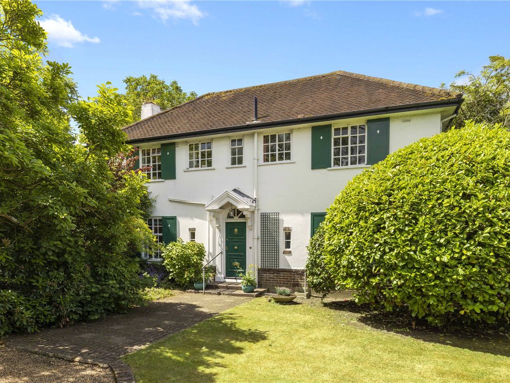 4 bed detached house for sale in More Lane, Esher KT10, £1,500,000 Zoopla