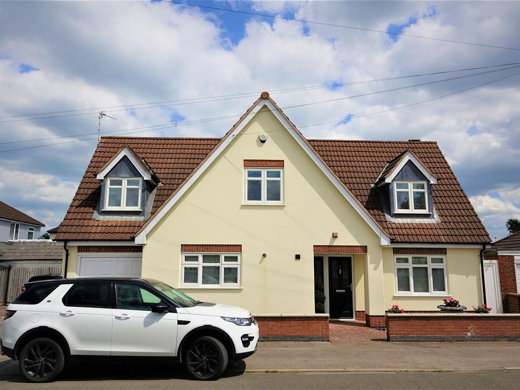 3 bed detached house for sale in Mostyn Avenue, Syston, Leicester LE7