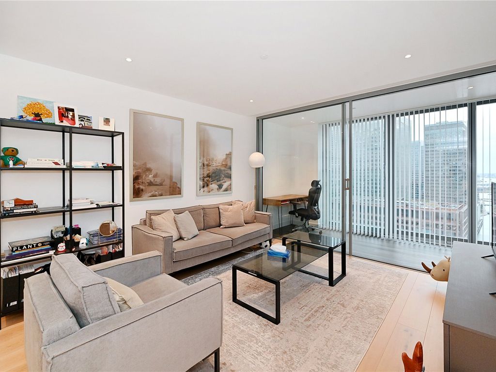 Landmark Pinnacle 10 Marsh Wall Canary Wharf London E14  