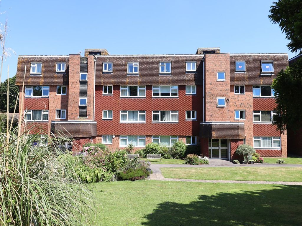 2 bed property for sale in St Marks Close, Bexhill, East Sussex TN39, £