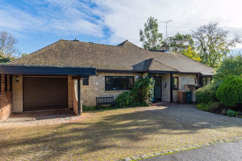3 bed bungalow for sale in Fitzharrys Road, Abingdon OX14 Zoopla