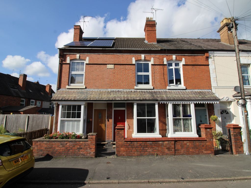 3 bed terraced house for sale in Clarence Street, Kidderminster DY10, £