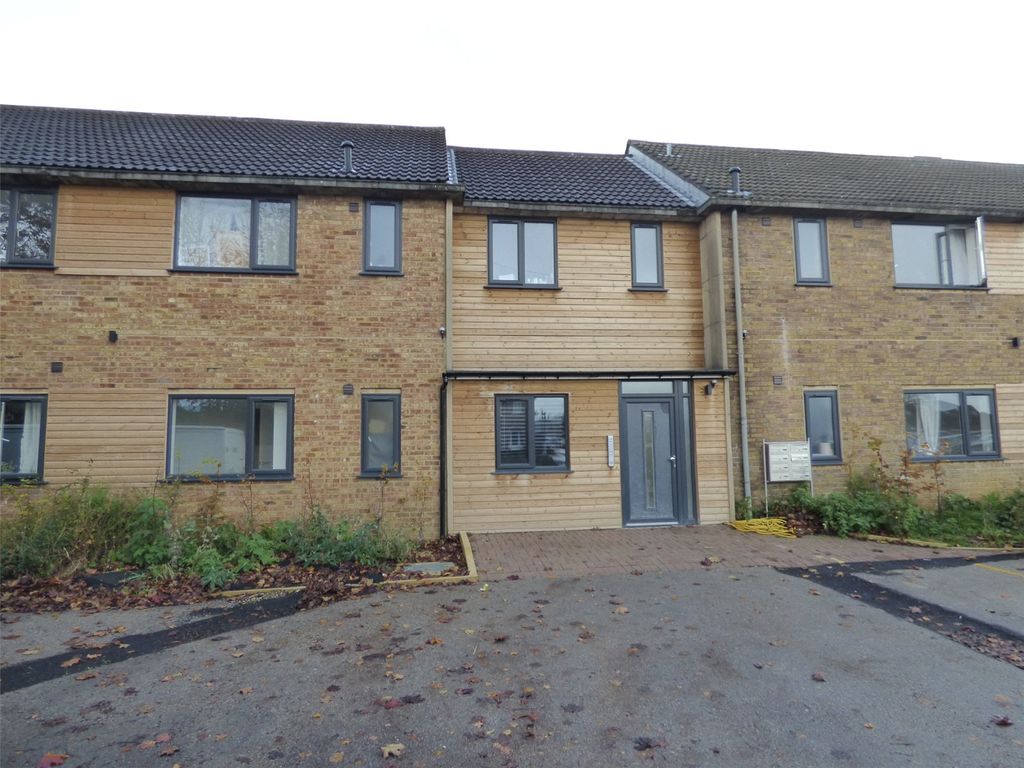1 bed flat to rent in Coachbuilders House, Shrivenham Road, Swindon SN1