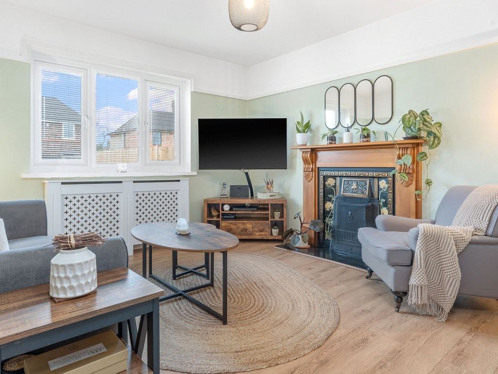 3 bed terraced house for sale in Whatley Avenue, London SW20 Zoopla