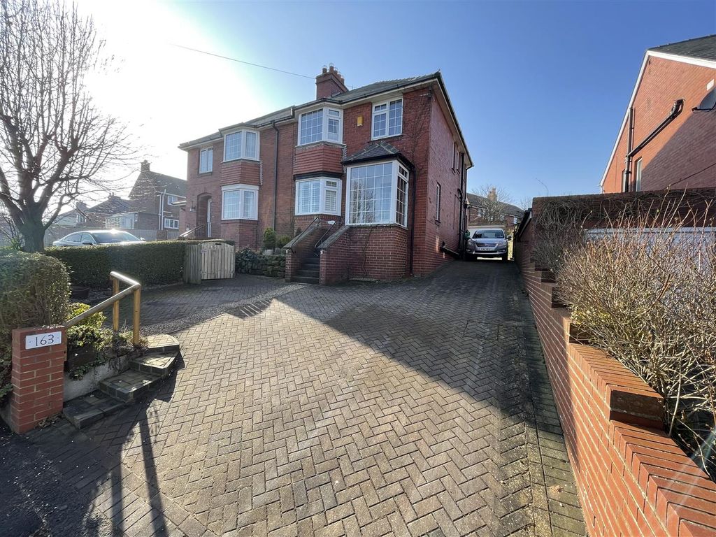4 bed semidetached house for sale in Filey Road, Scarborough YO11 Zoopla