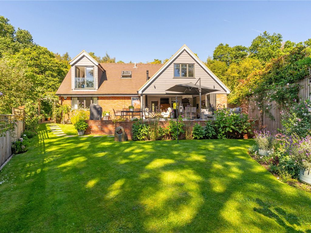 4 bed detached house for sale in Marlow Common, Marlow, Buckinghamshire