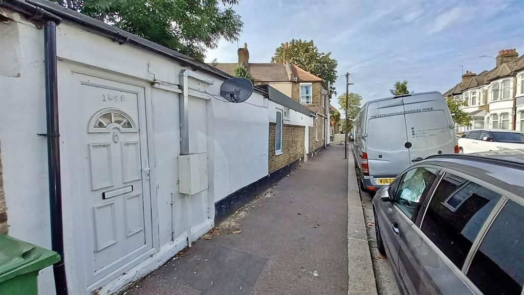 Property for sale in Haig Road East, London E13 Zoopla