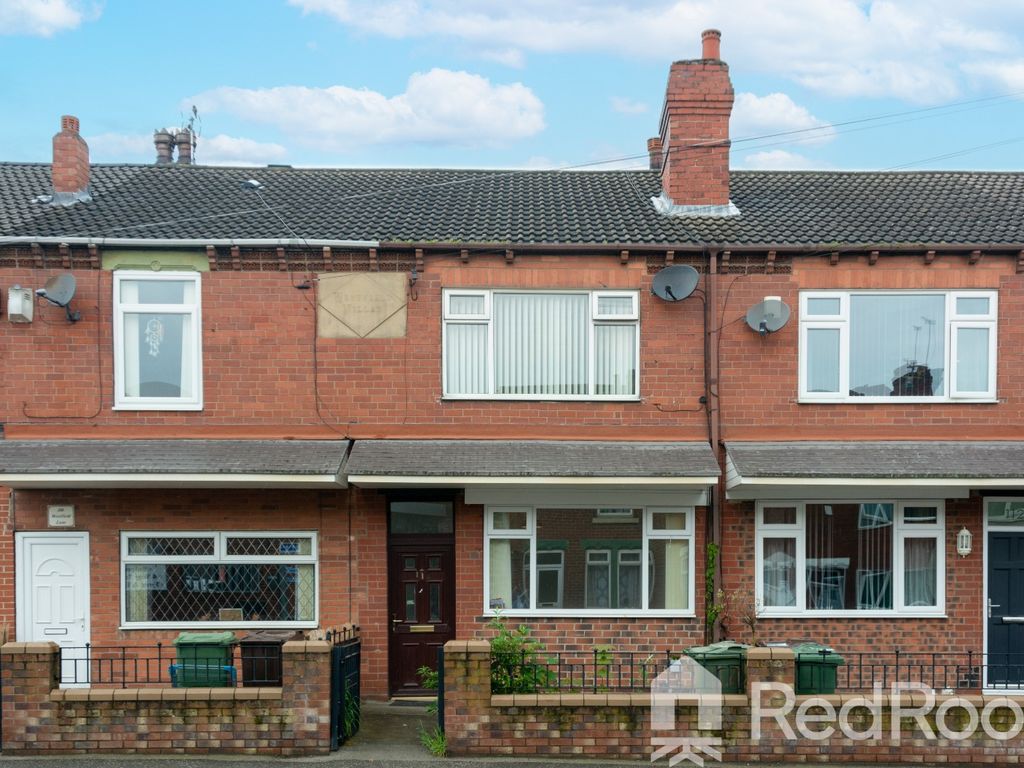 2 bed terraced house for sale in Westfield Lane, South Elmsall