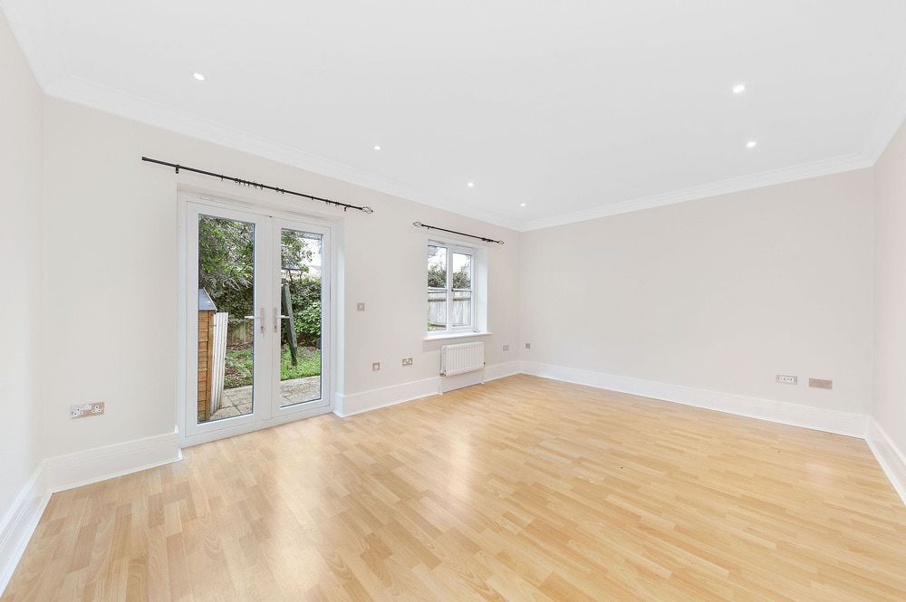 4 bed semidetached house to rent in Alba Mews, Revelstoke Road, London
