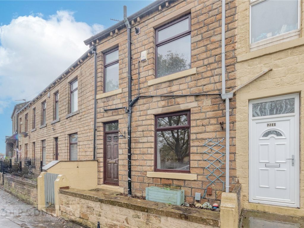3 bed terraced house for sale in Oak Road, Bradley, Huddersfield, West