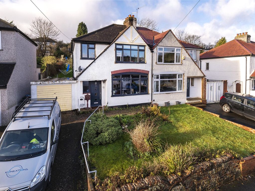 3 bed semidetached house for sale in Beverley Road, Whyteleafe, Surrey