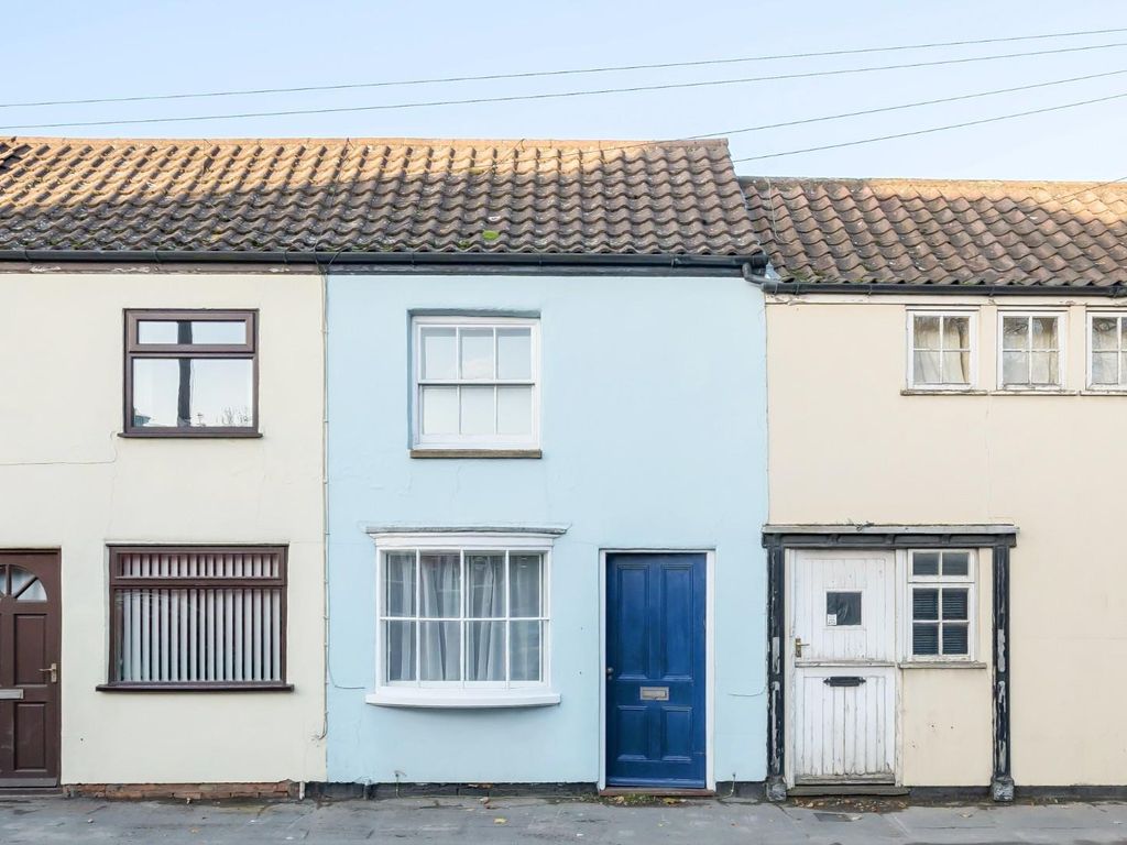 2 bed terraced house for sale in East Street, Horncastle LN9, £110,000