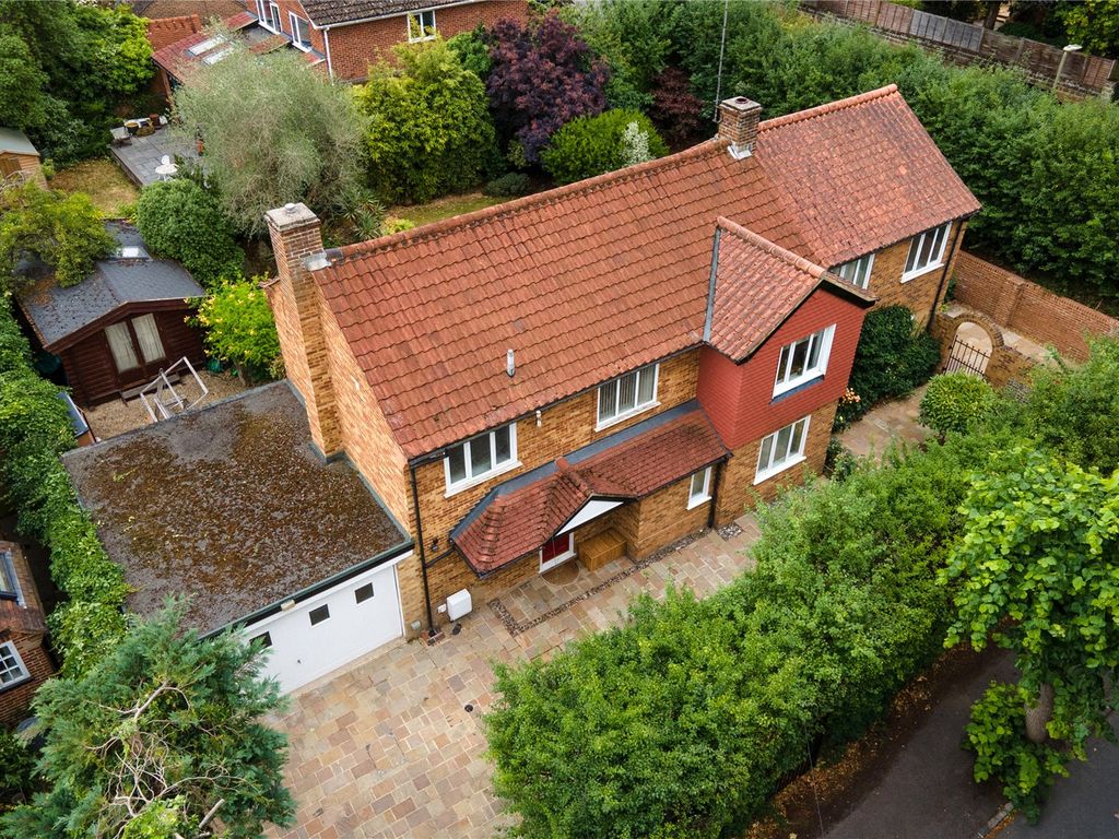 5 bed detached house for sale in St. Andrews Road, HenleyOnThames RG9