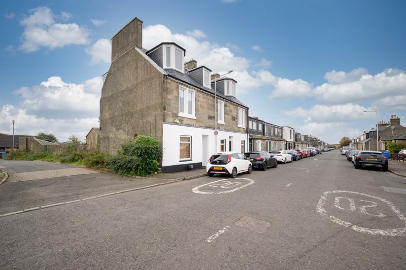 2 bed for sale in Grieve Street, Dunfermline KY12, £130,000