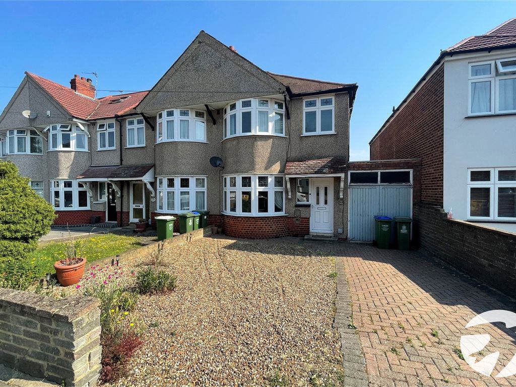 3 bed end terrace house for sale in Sutherland Avenue, South Welling