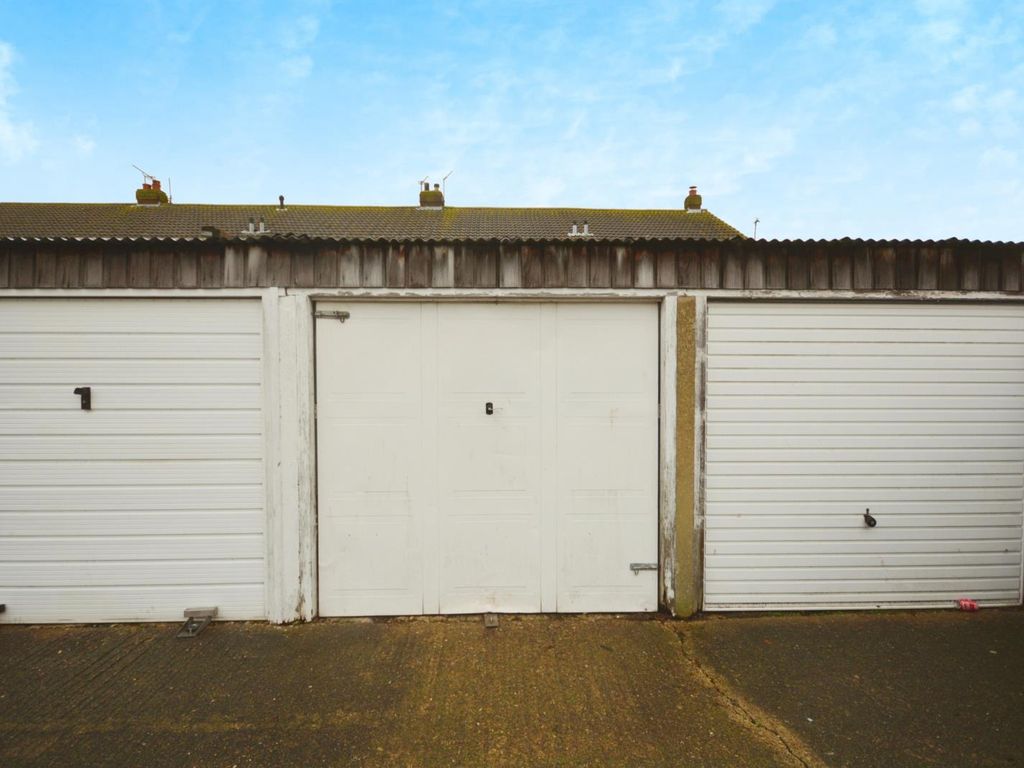 Property for sale in Clements Road, Ramsgate, Kent CT12, £20,000 Zoopla