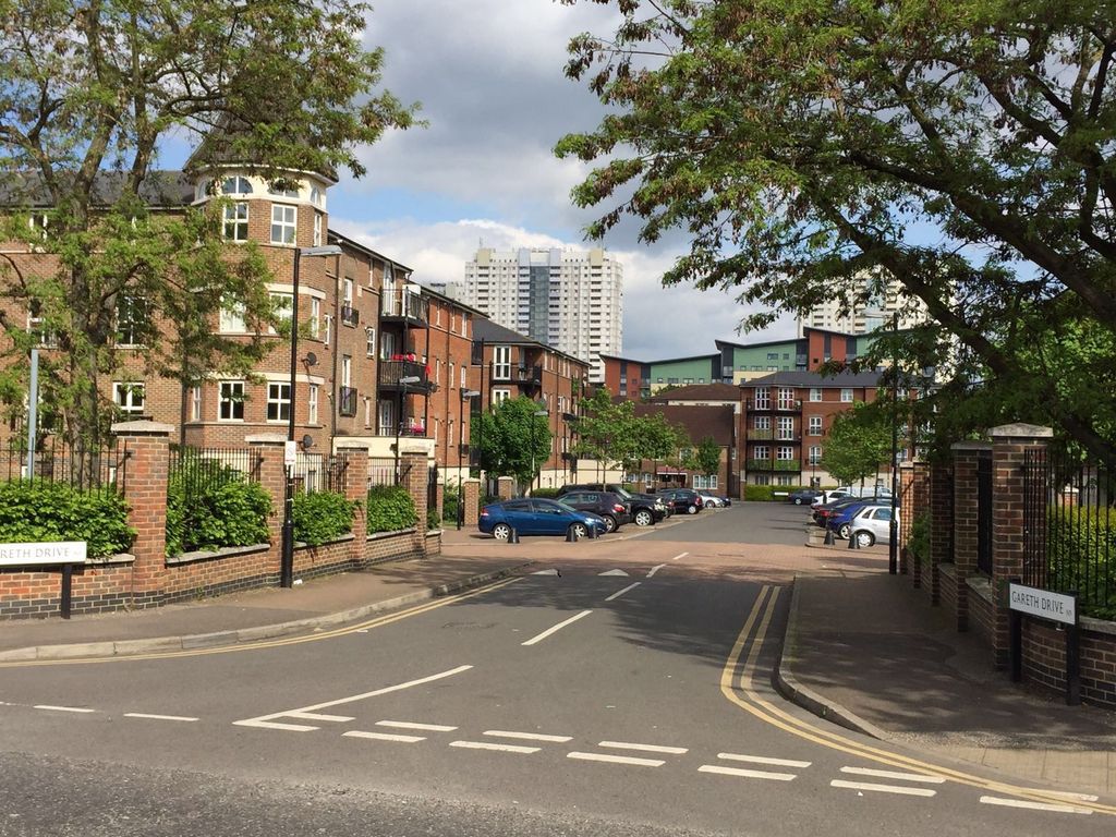 Gareth Drive, Edmonton N9  