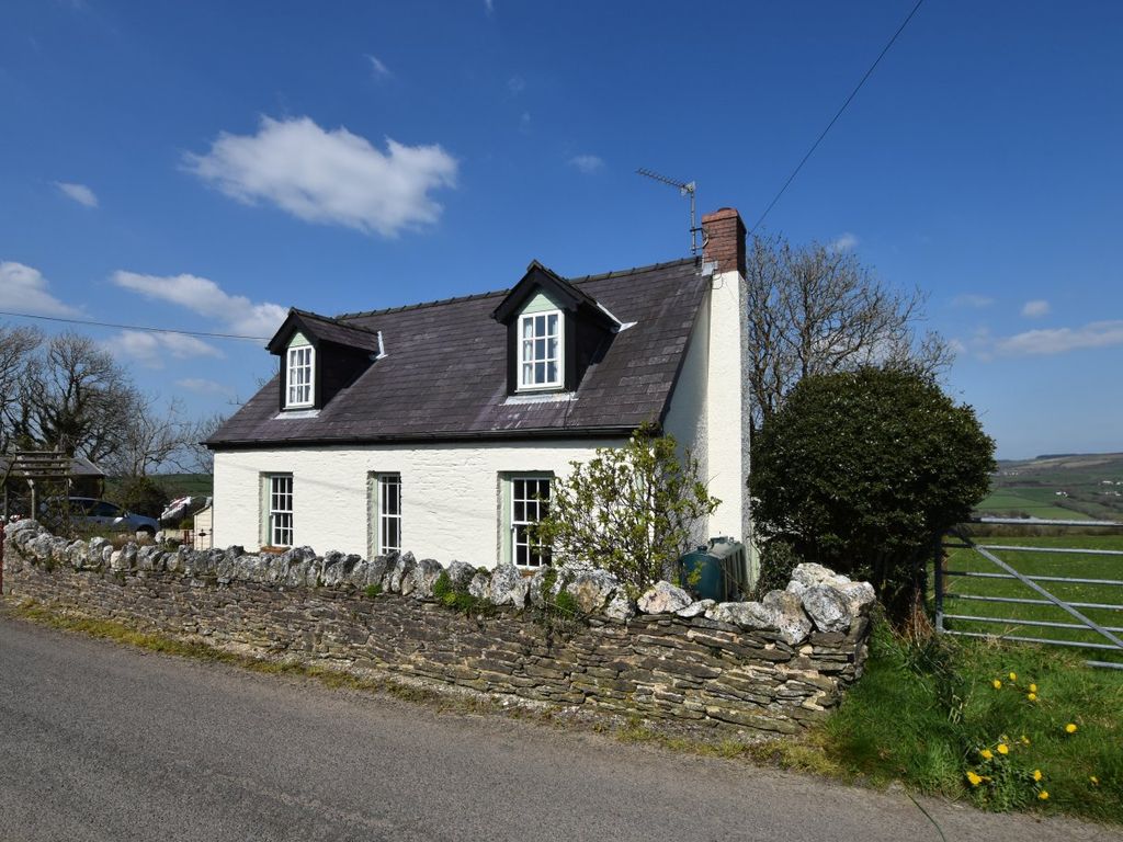 2 bed detached house for sale in Trelech, Carmarthenshire SA33 Zoopla