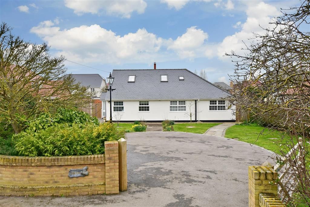 5 bed bungalow for sale in Manor Road, St Nicholas At Wade, Birchington