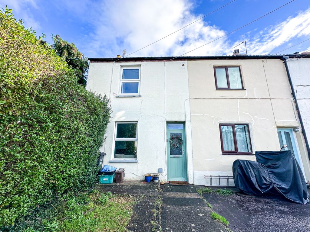 3 bed end terrace house for sale in Cherry Grove, Taunton TA2, £225,000