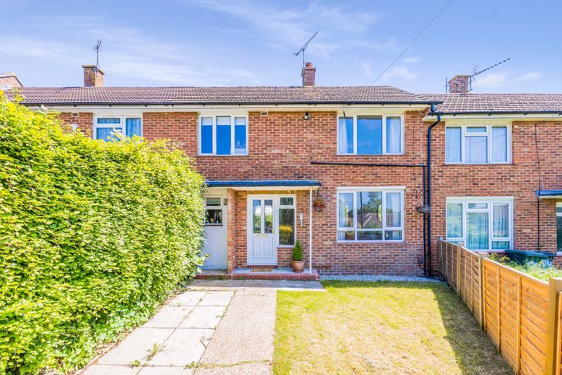2 bed terraced house for sale in New North Road, Reigate RH2 Zoopla