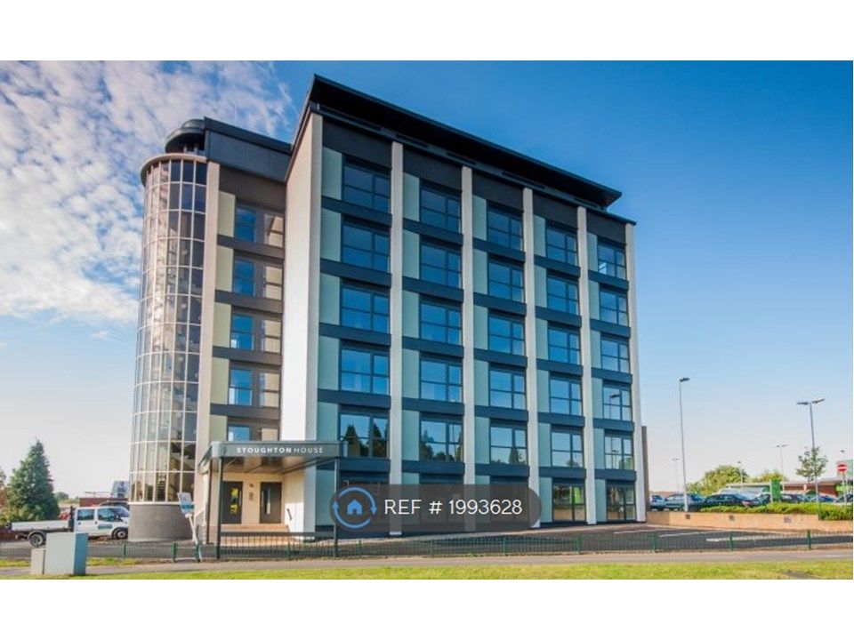 1 bed flat to rent in Stoughton House, Oadby, Leicester LE2, £795 pcm