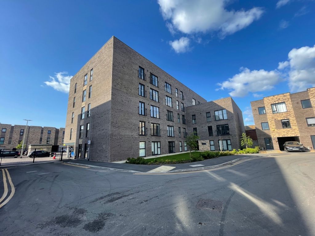 1 bed flat for sale in Enriqueta Rylands Close, Stretford, Manchester