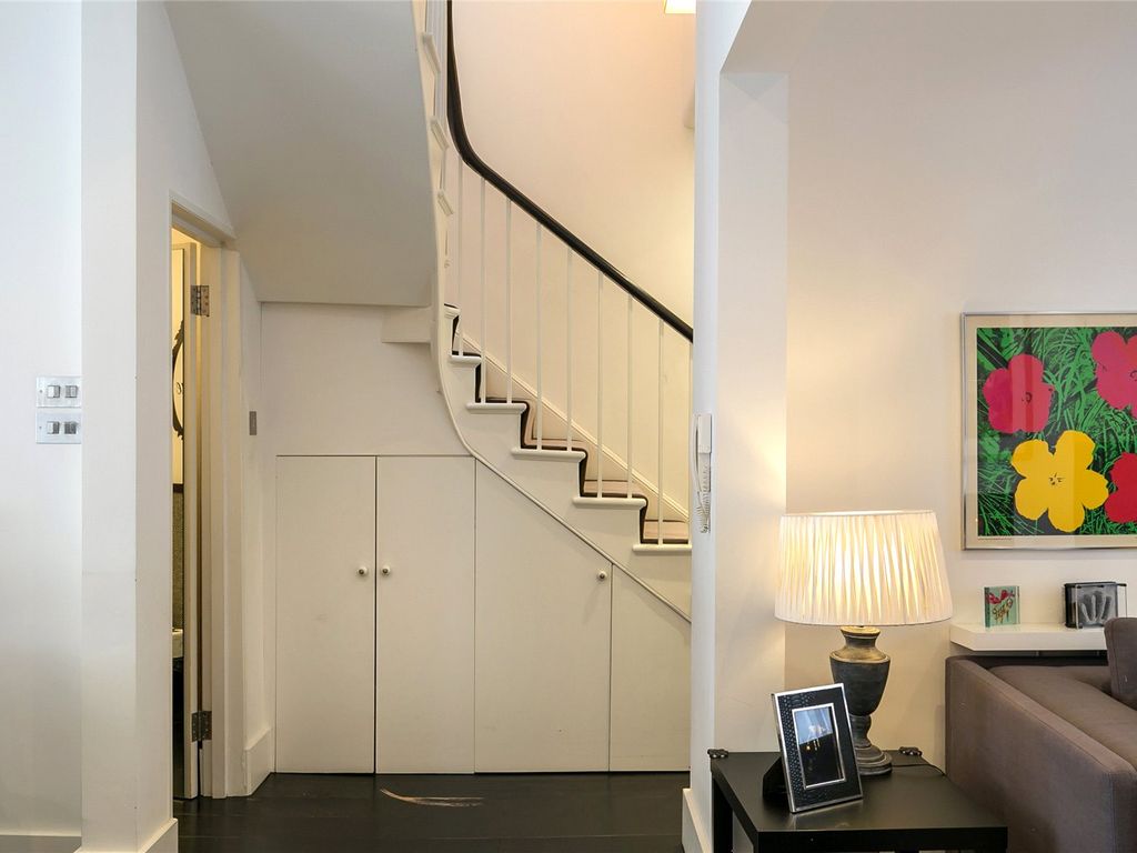 Haldane Road, London, London SW6  