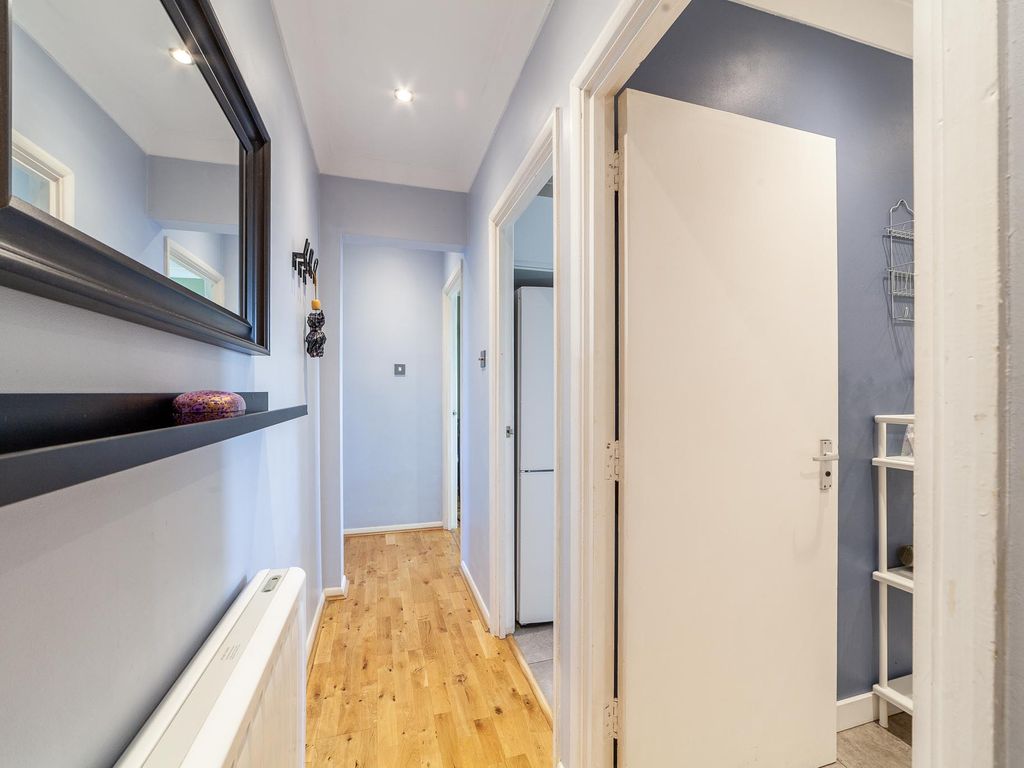 1 bed flat to rent in St. Buildings, St Road, London