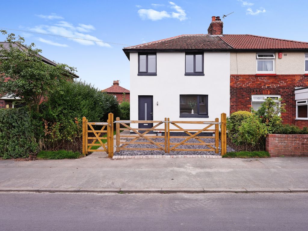 3 bed semidetached house for sale in Buchanan Road, Carlisle, Cumbria