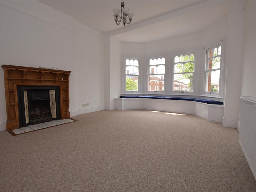 3 bed flat to rent in Ballards Lane, London N3 Zoopla