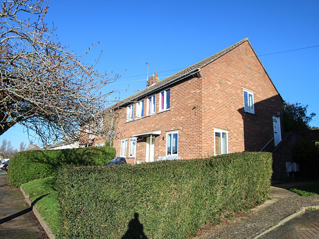 2 bed flat to rent in Freshfields, Newmarket CB8 Zoopla